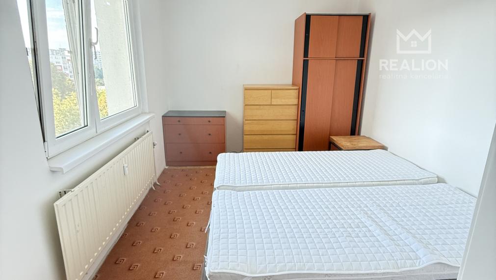 PREDAJ: šikovný 3i byt s loggiou Markova, Petržalka
