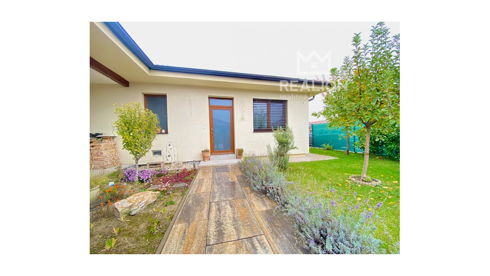 PREDAJ: Štýlový 4i bungalov novostavba, pozemok 503 m2, Hurbanova Ves
