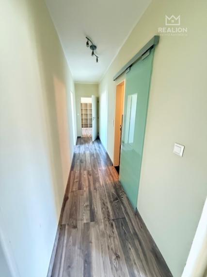 NÁJOM: priestranný 4i byt 110 m2 s loggiou,  Martinengova, Staré Mesto