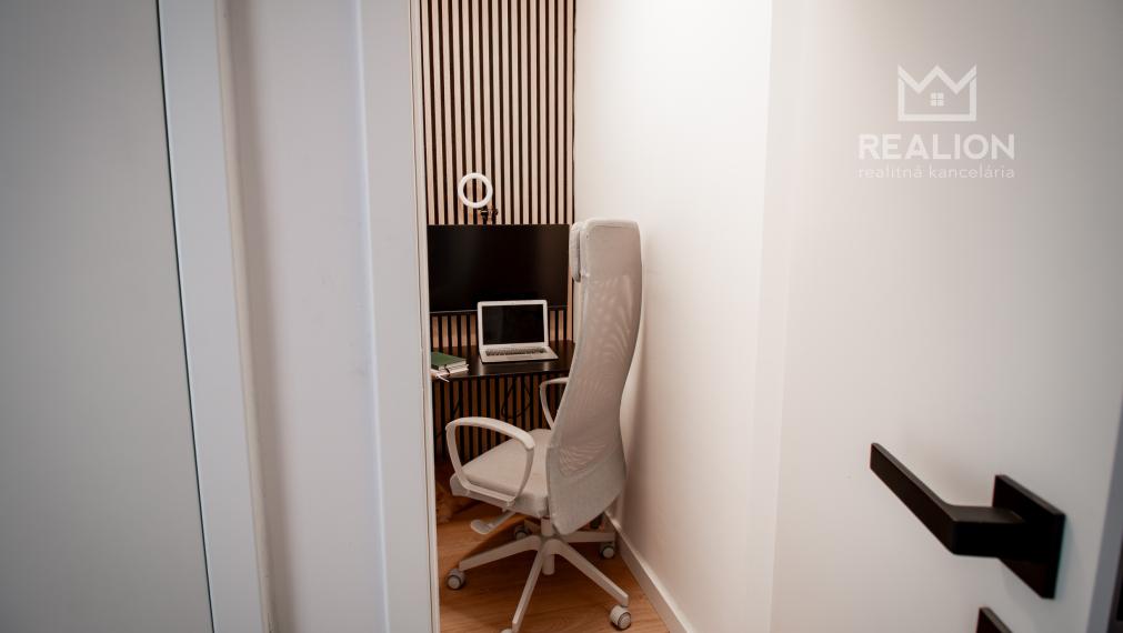 PREDAJ: štýlový mestský 2i byt 65,80 m2 Krížna, Staré mesto