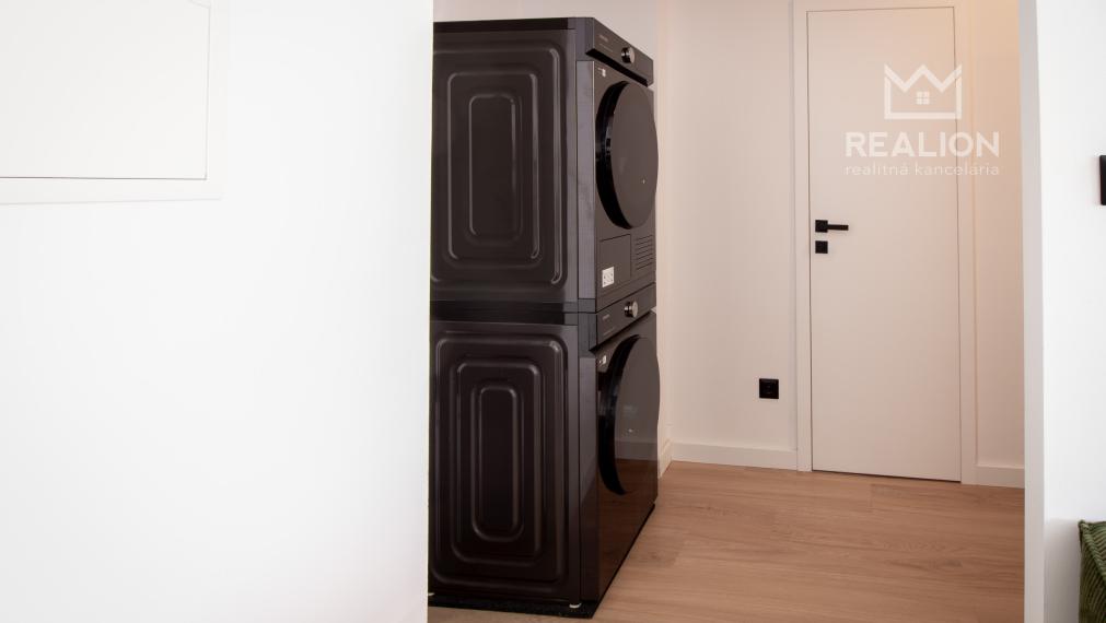 PREDAJ: štýlový mestský 2i byt 65,80 m2 Krížna, Staré mesto