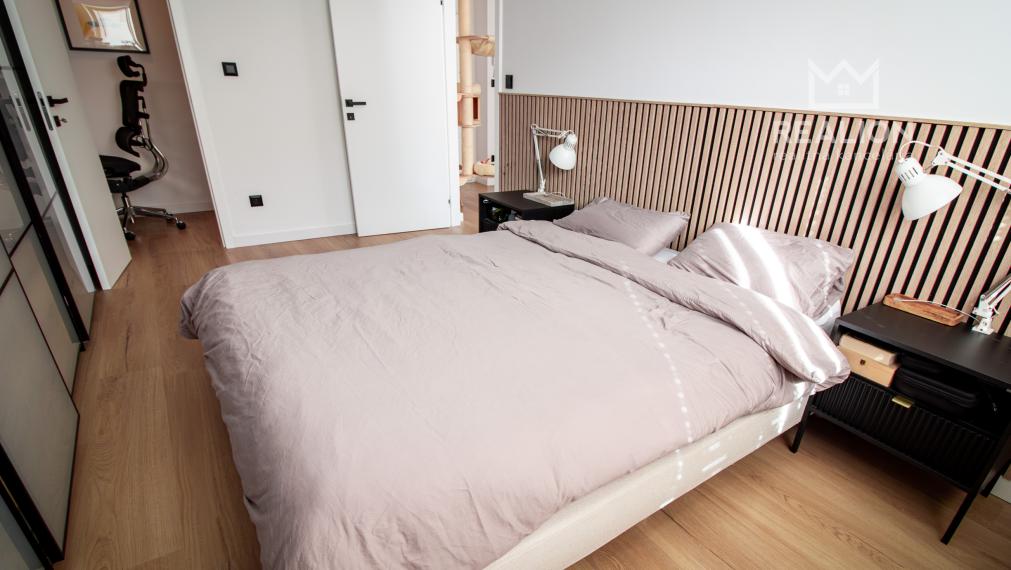 PREDAJ: štýlový mestský 2i byt 65,80 m2 Krížna, Staré mesto