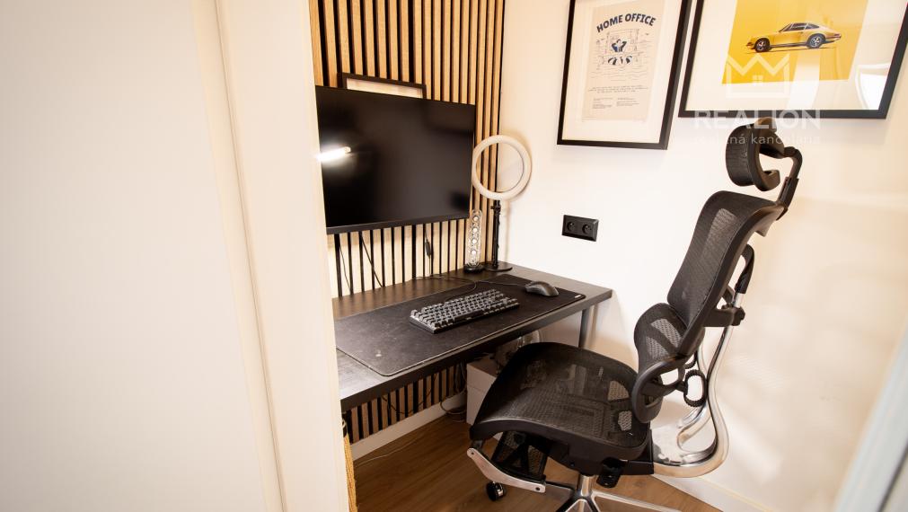 PREDAJ: štýlový mestský 2i byt 65,80 m2 Krížna, Staré mesto