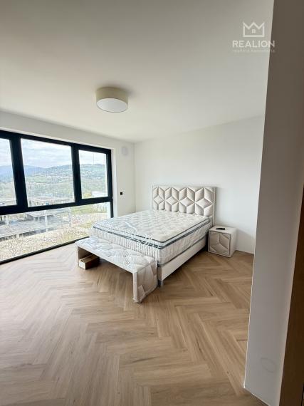 PREDAJ: Smart 5i RD nad Banskou Bystricou, Komenského
