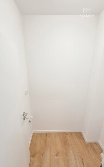 Prenájom: 3-izbový byt s balkónom a parkovaním na Moravskej ul. v lokalite Bernolákovo – Bažantnica