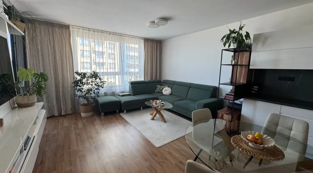 Prenájom, 2-izbový byt City Park, Plynárenská ulica, Bratislava