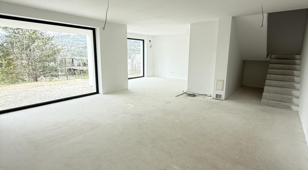 PREDAJ: Výnimočný smart holodom 217 m2 na Kačici, Banská Bystrica
