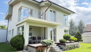 PREDAJ: Nadčasový 5i poschodový RD, Malinovo - fotografia 1