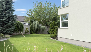 PREDAJ: Nadčasový 5i poschodový RD, Malinovo - fotografia 3