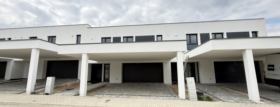 PREDAJ: Smart 5i RD nad Banskou Bystricou, Komenského