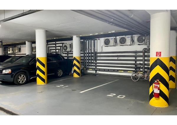 PRENÁJOM: garážové státie Ružinovská, Ružinov