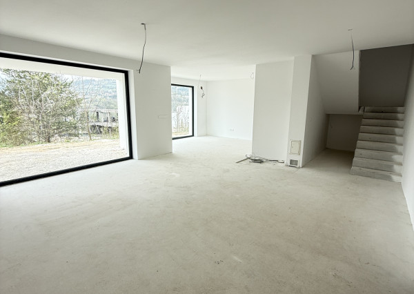 PREDAJ: Výnimočný smart holodom 217 m2 na Kačici, Banská Bystrica