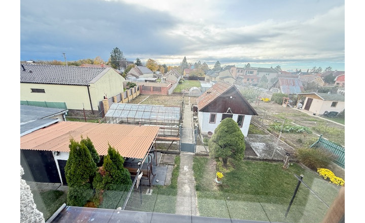 PREDAJ: RD 334 m2 možný facelift na pozemku 753 m2 na Rastlinnej, Jarovce - fotografia 3