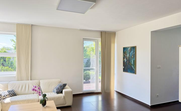 PREDAJ: Nadčasový 5i poschodový RD, Malinovo - fotografia 11