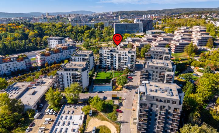 Predaj: 2-Izbový byt, Cubicon Gardens na ul. Rudolfa Mocka s výhľadom na Kamzík - fotografia 2