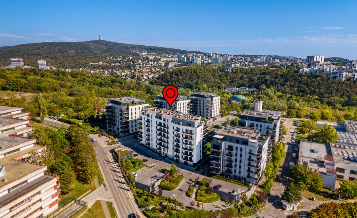 Predaj: 2-Izbový byt, Cubicon Gardens na ul. Rudolfa Mocka s výhľadom na Kamzík - fotografia 1