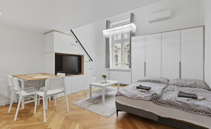 Postúpenie nájmu apartmánu, využívaného na krátkodobý prenájom, Tolstého ulica