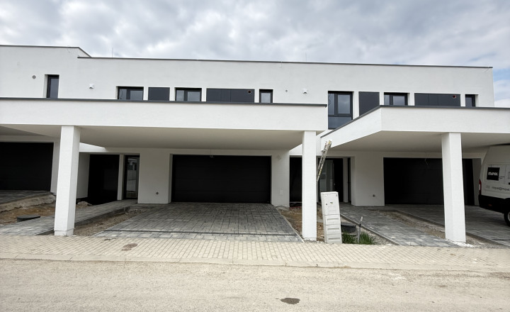 PREDAJ: Výnimočný smart holodom 217 m2 na Kačici, Komenského - fotografia 16
